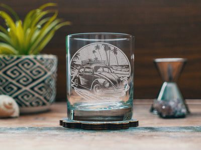 Beach Bug Scene Glasses | Personalized etched beer, whiskey, wine & cocktail glassware. Beach Coast Lifestyle gift, Tropical Summer Vibes.