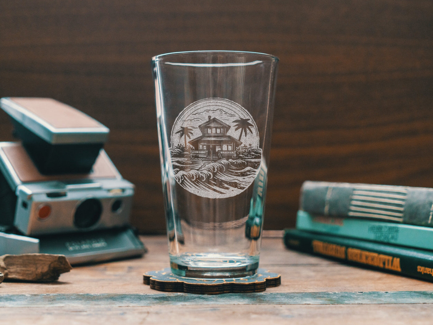 Beach House Scene Glasses | Personalized etched beer, whiskey, wine & cocktail glassware. Beach Coast Lifestyle gift, Tropical Summer Vibes.