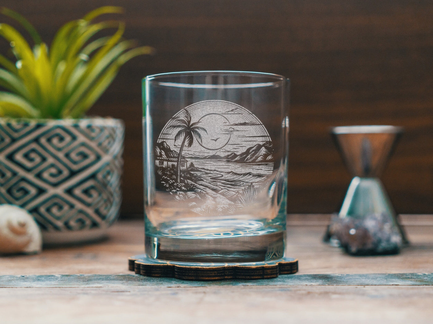 Sandy Beach Scene Glasses | Personalized etched beer, whiskey, wine & cocktail glassware. Beach Coast Lifestyle gift, Tropical Summer Vibes.
