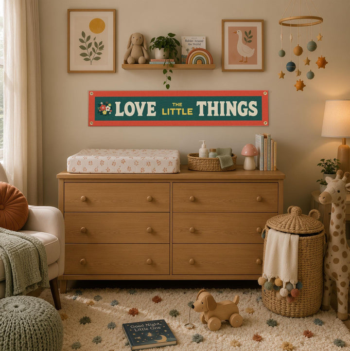 Love The Little Things Felt Banner