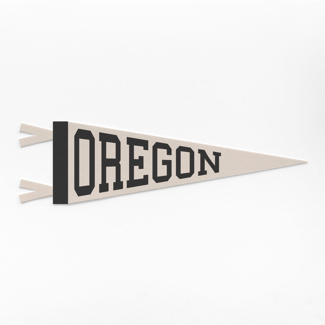Oregon Varsity Felt Pennant