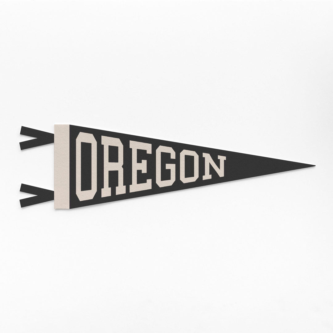 Oregon Varsity Felt Pennant