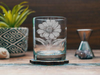 Daisy Glasses | Personalized Whiskey, Wine & Beer Etched Glassware, Flower Gifts for Her, Farmhouse Summer Décor, Country Style Accents