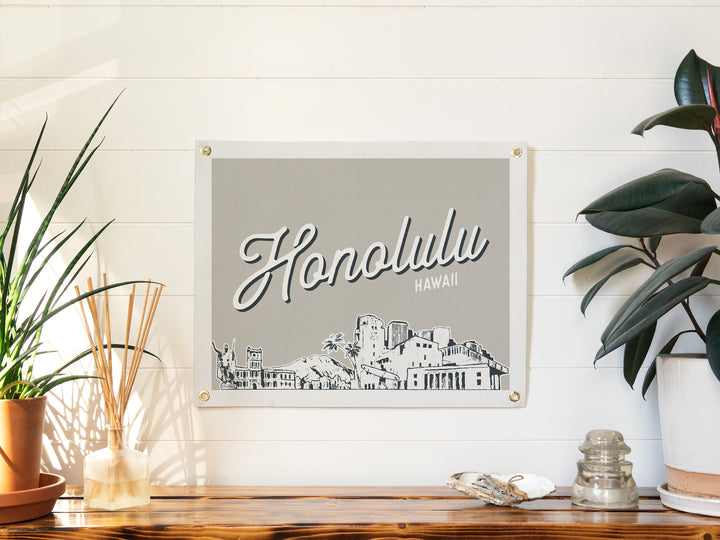 Honolulu, Hawaii City Felt Banner