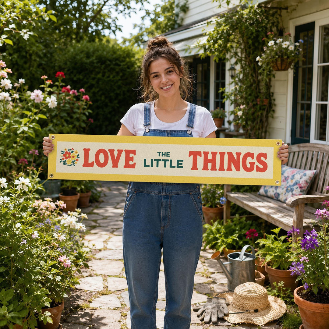 Love The Little Things Felt Banner