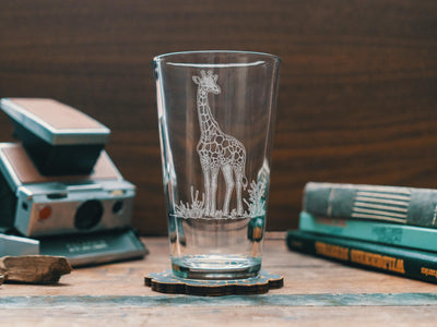 Giraffe Glasses | Personalized Safari Whiskey, Wine & Beer Etched Glassware Gift, African Wildlife Themed Drinkware, Memorable Trip Gift.