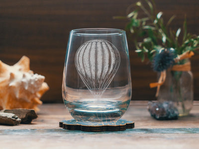Hot Air Balloon Glasses | Vintage Travel Theme Personalized Whiskey, Wine & Beer Glassware, Retro Flight Drinkware, Gift for Travel Lovers