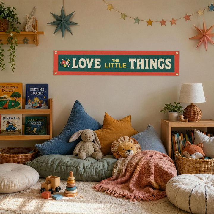 Love The Little Things Felt Banner