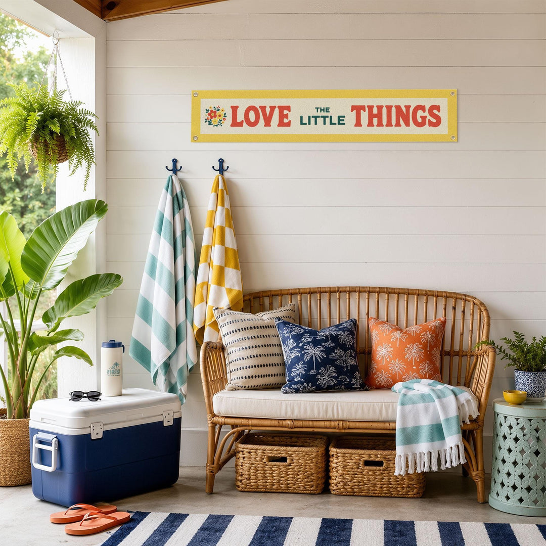 Love The Little Things Felt Banner