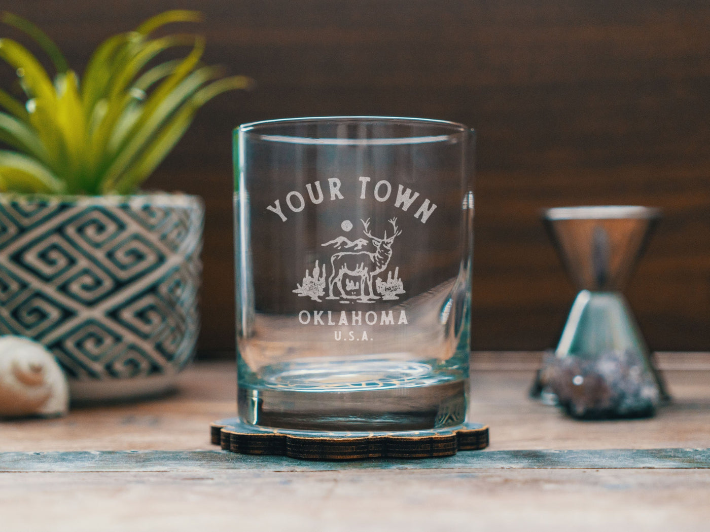 Custom Oklahoma Town Deer Glasses | Personalized glassware beer, whiskey, wine, and cocktails. State hometown gift. Barware home decor