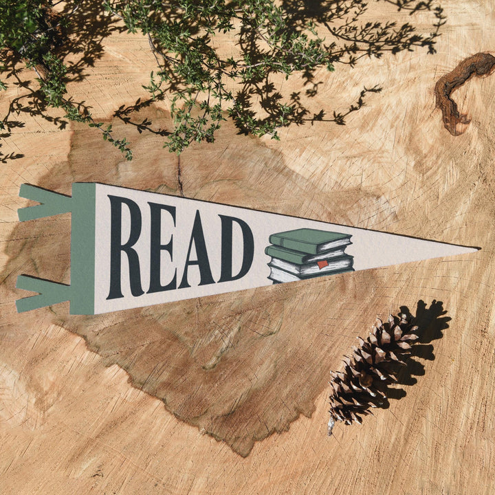 Read Felt Pennant