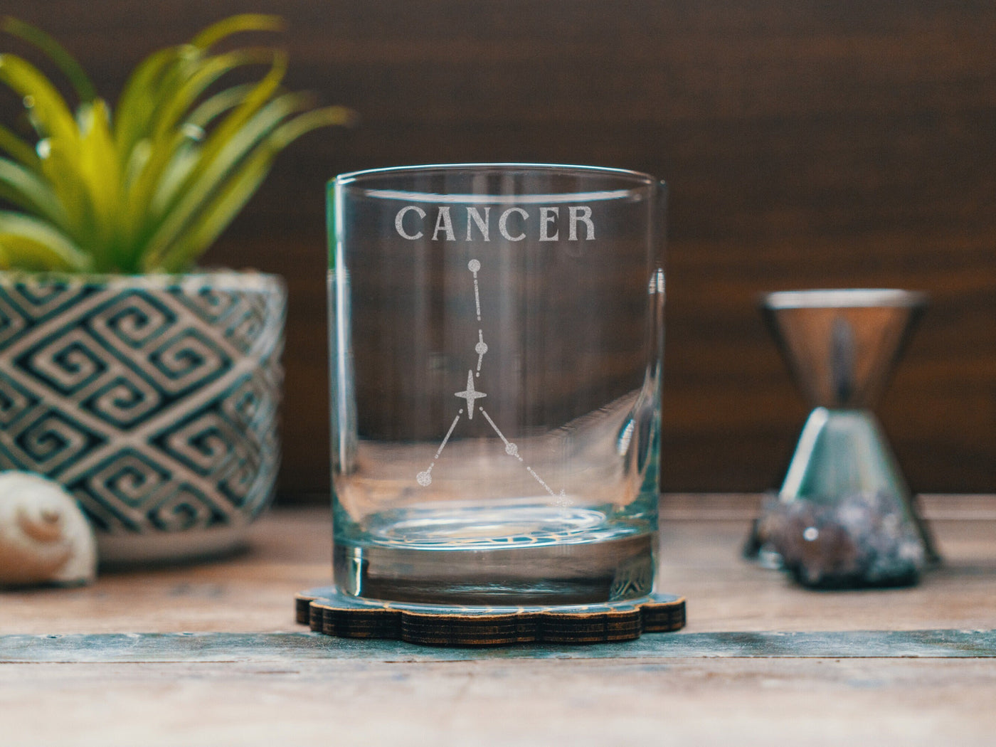 Cancer Zodiac Engraved Glasses | Personalized astrology constellation glassware for beer, whiskey, wine and cocktail, home decor & gift