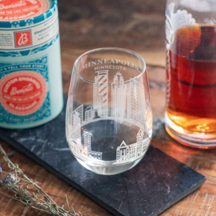 Taft Law Minneapolis, Minnesota Skyline Glasses