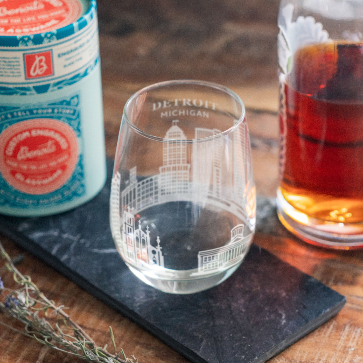 Detroit, Michigan Skyline Glasses