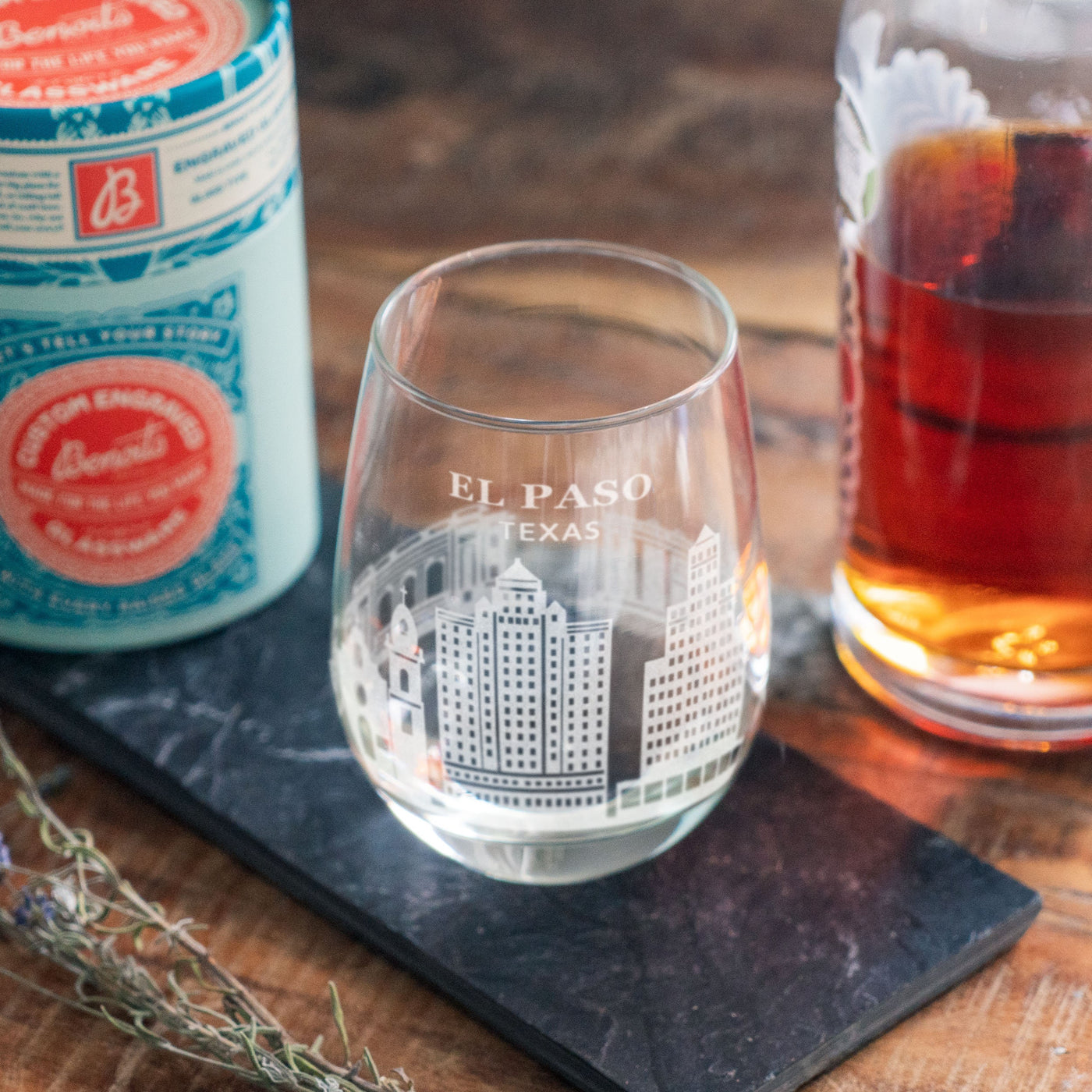 El Paso, Texas City Skyline Engraved Glasses