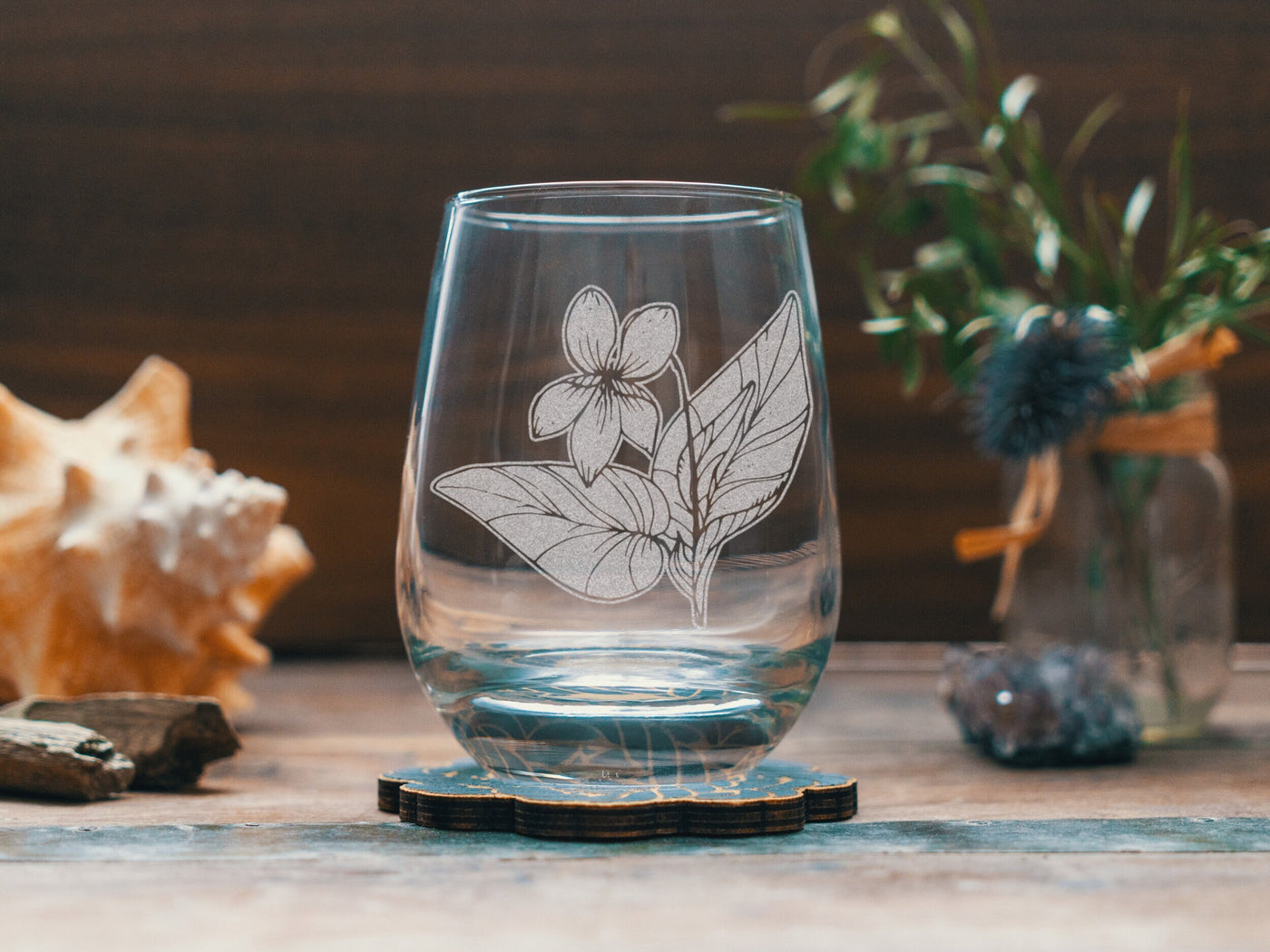 Violet Glasses | Personalized Beer, Cocktail, Whiskey, Wine glassware. Bridal floral gift. Botanical Feminine Flowers Boho Home Decor.