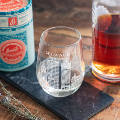 Milwaukee, Wisconsin Skyline Glasses